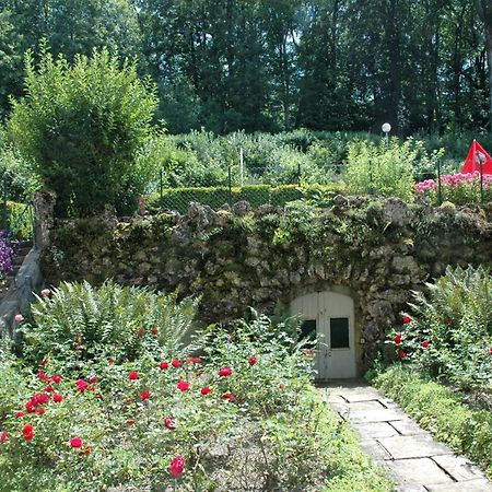 Hotel Et Studios D'Orfeuil بوربون ليه بان المظهر الخارجي الصورة