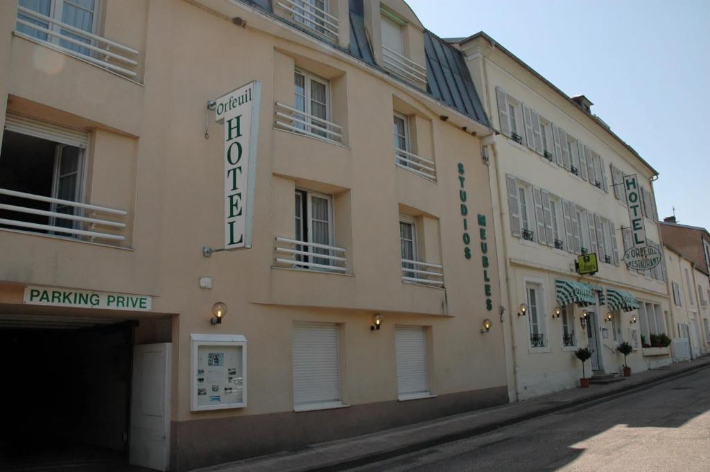 Hotel Et Studios D'Orfeuil بوربون ليه بان المظهر الخارجي الصورة