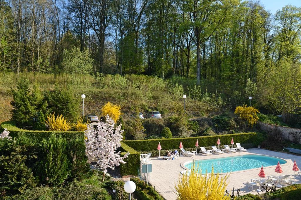 Hotel Et Studios D'Orfeuil بوربون ليه بان الغرفة الصورة