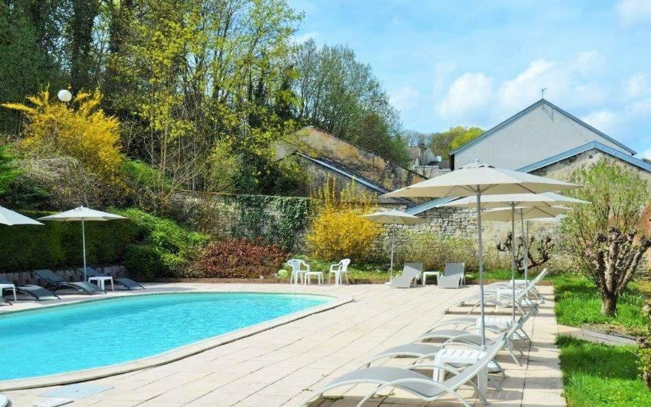 Hotel Et Studios D'Orfeuil بوربون ليه بان المظهر الخارجي الصورة