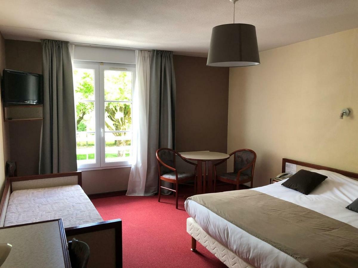 Hotel Et Studios D'Orfeuil بوربون ليه بان المظهر الخارجي الصورة